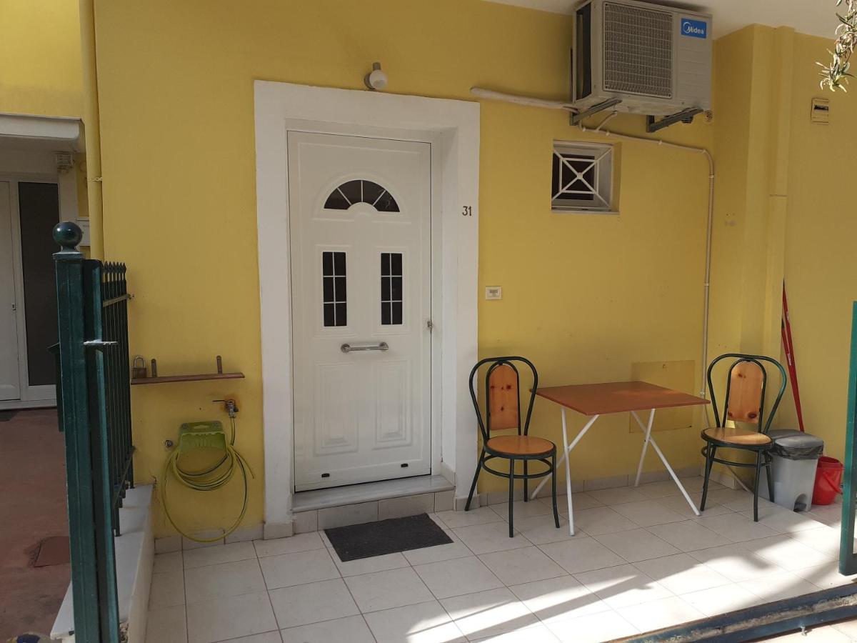 Yellow House Kalamata Exterior foto
